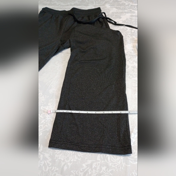 Bundle- Summer Casual Pants Medium - Picture 14 of 14